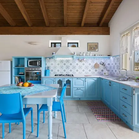 Il Posto Delle Fragole Tatil Evi
